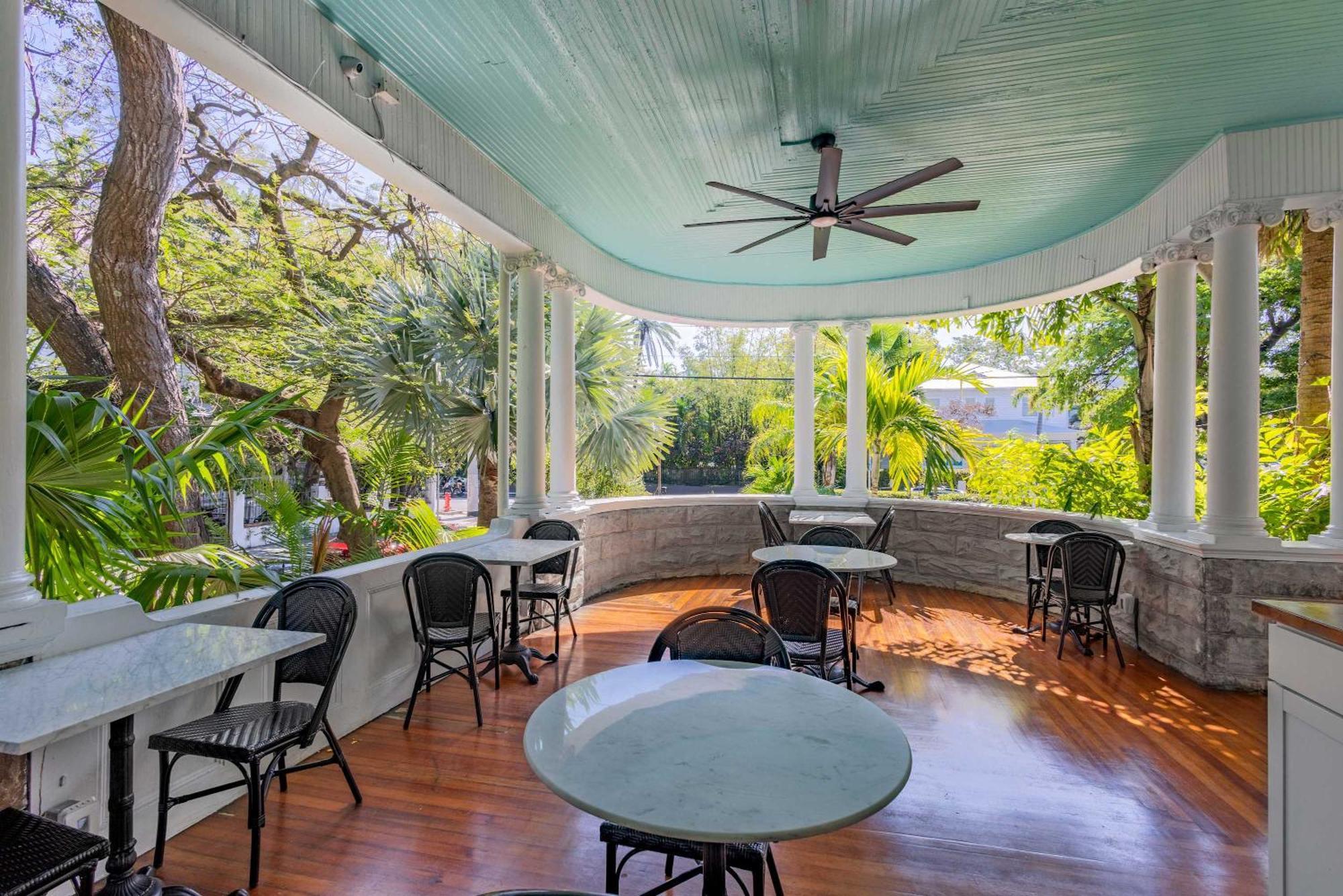 Deluxe King - Curry Mansion With Pool! Hotel Key West Exterior photo