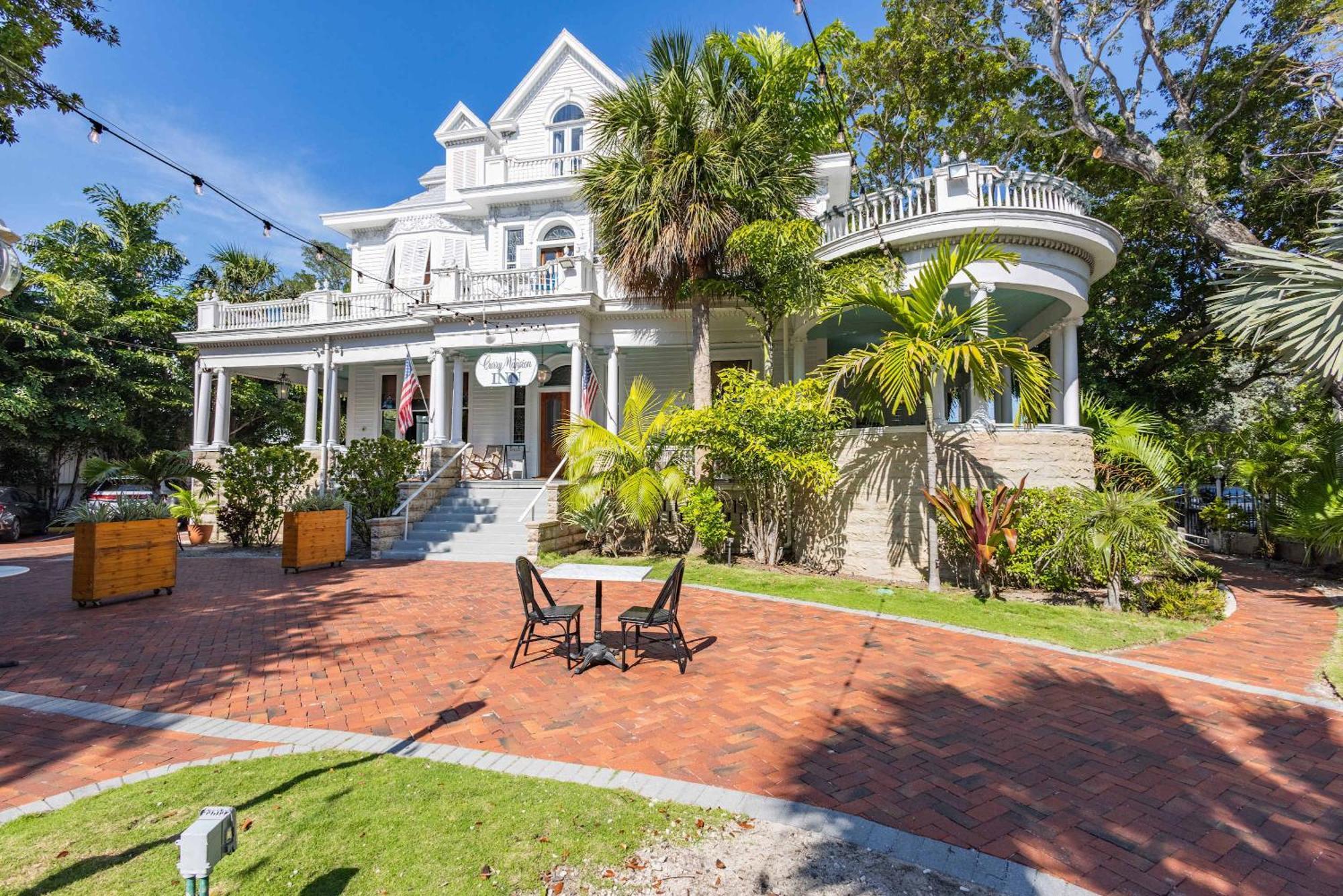 Deluxe King - Curry Mansion With Pool! Hotel Key West Exterior photo